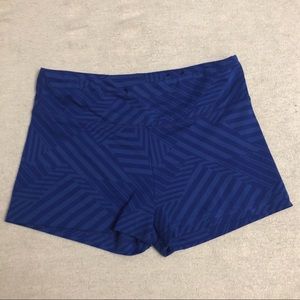 Short workout spandex shorts